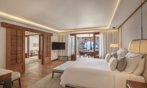 Senior Suite Beachfront